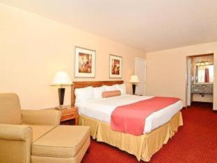 Room #51337417 at Best Western Grants Pass Inn