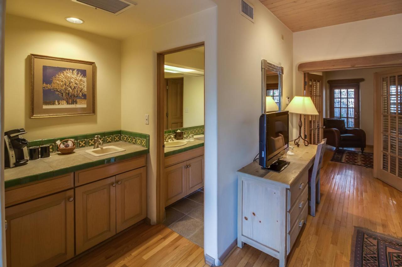 One-Bedroom Suite at Inn on the Alameda