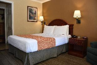 Room #5682011 at Dynasty Suites Redlands