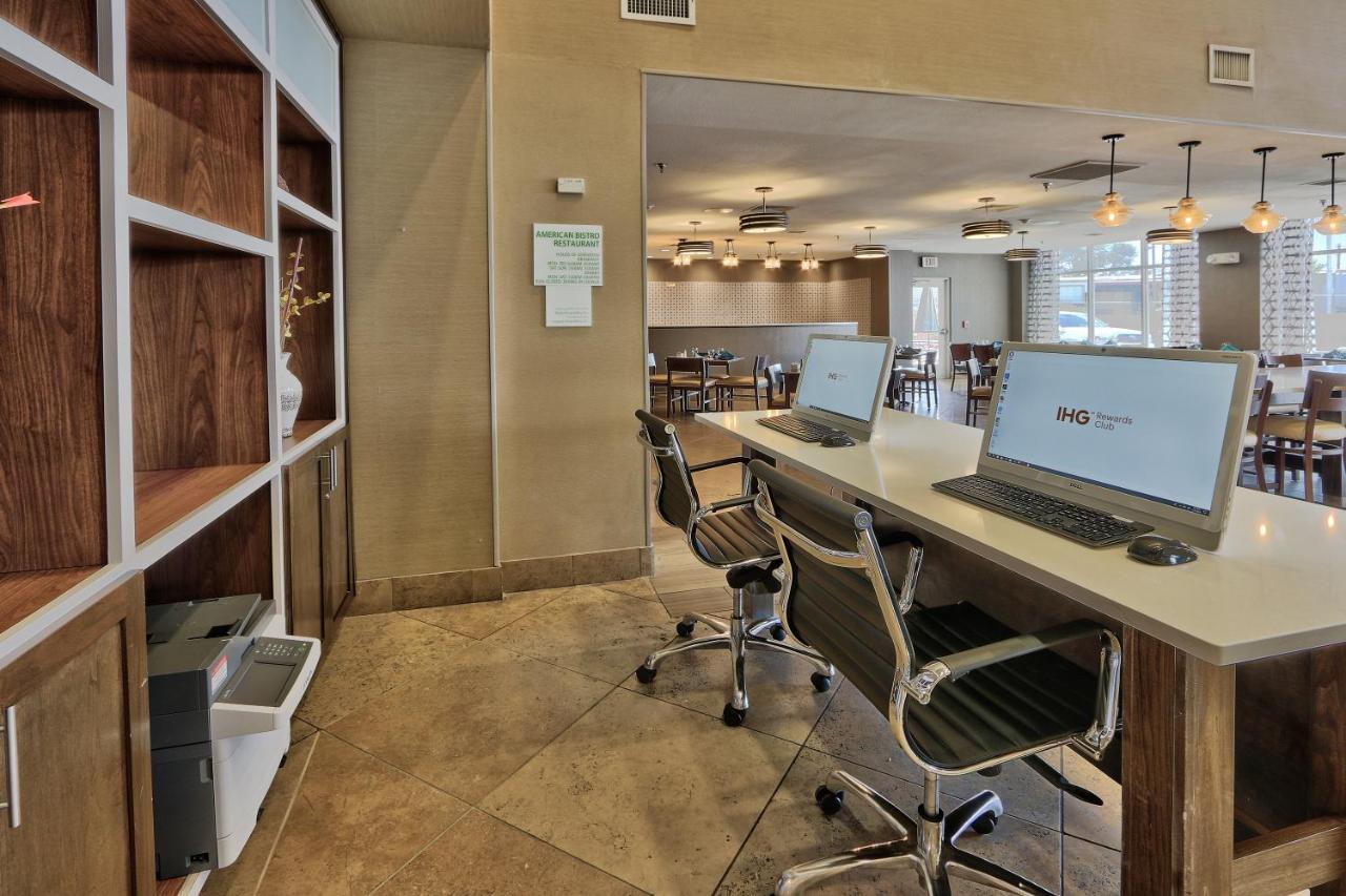  | Holiday Inn & Suites Albuquerque-North I-25, an IHG Hotel