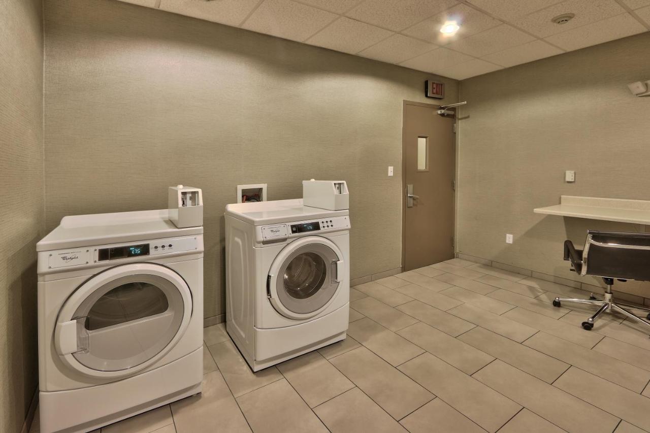  | Holiday Inn & Suites Albuquerque-North I-25, an IHG Hotel