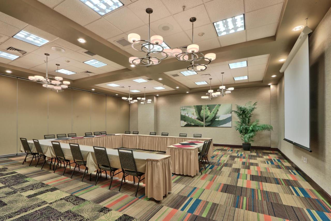  | Holiday Inn & Suites Albuquerque-North I-25, an IHG Hotel