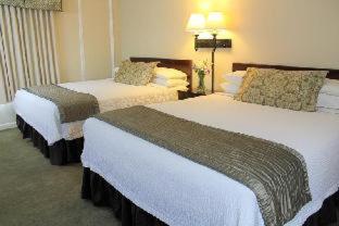 Room #110775319 at Meadowbrook Inn