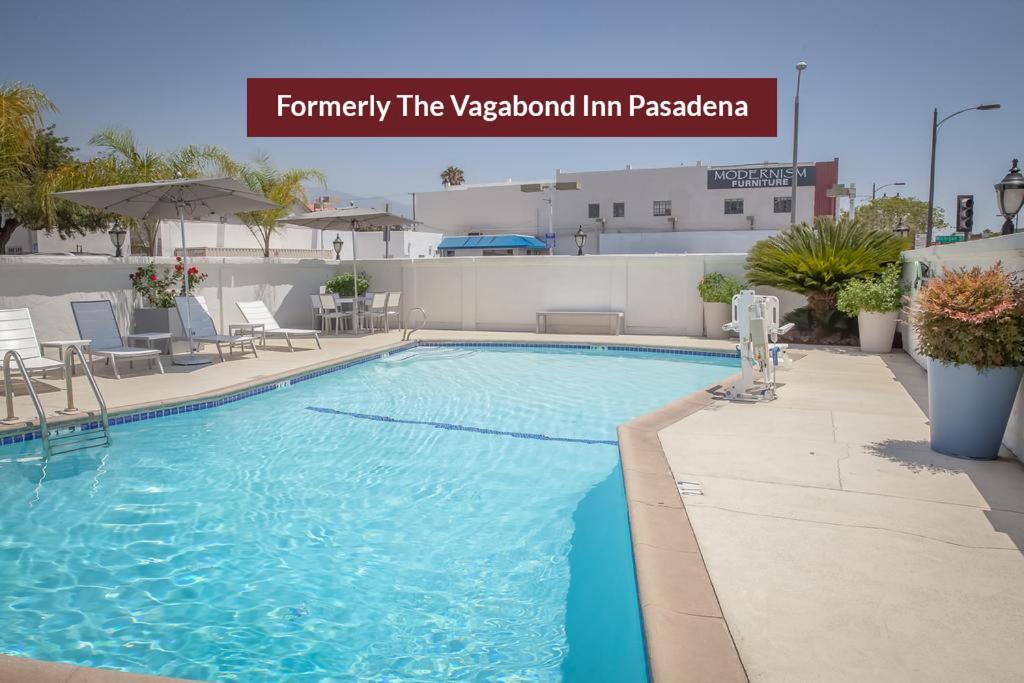 | Pasadena Rose & Crown Hotel