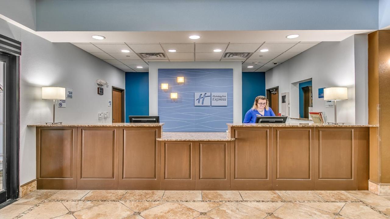 | Holiday Inn Express & Suites Lubbock Southwest – Wolfforth, an IHG Hotel