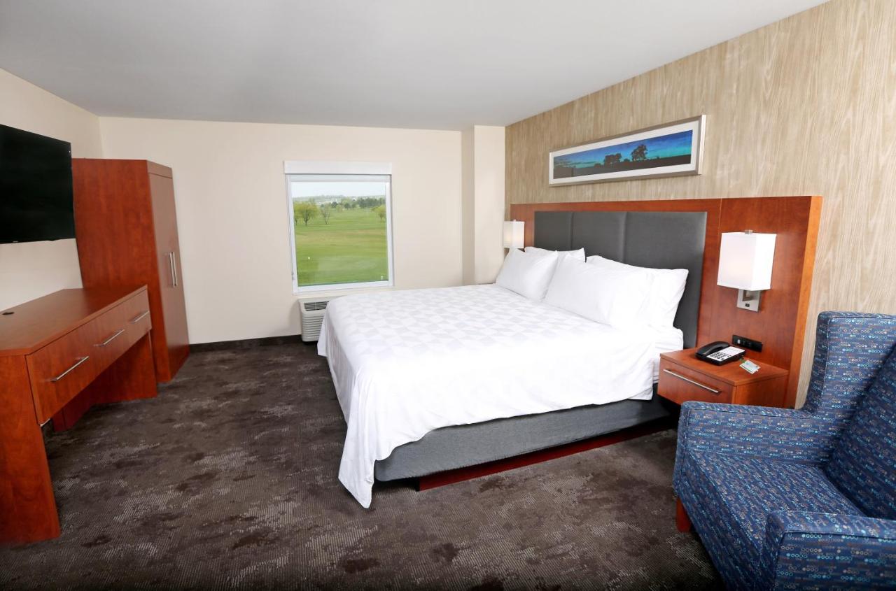 Deluxe Suite with Two Beds- Non-Smoking at Holiday Inn & Suites Sioux Falls - Airport, an IHG Hotel