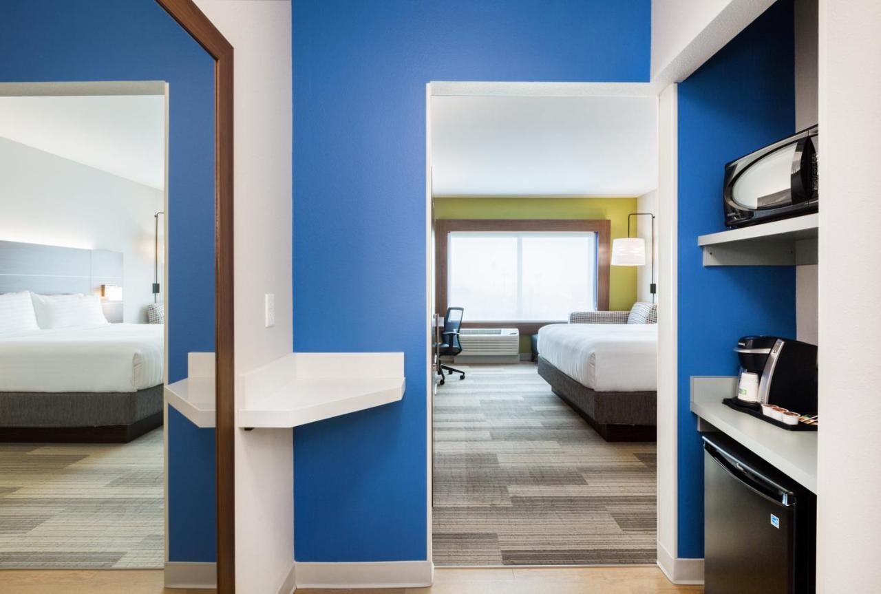 Queen Studio - Disability Access at Holiday Inn Express & Suites Prosser - Yakima Valley Wine by IHG