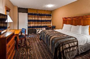 Room #38851334 at SureStay Plus Hotel by Best Western Gatlinburg