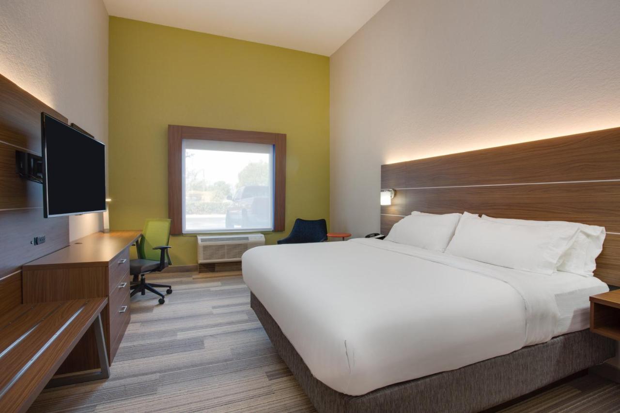King Room - Mobility Access/Hearing Accessible at Holiday Inn Express Hotel & Suites Tampa-Fairgrounds-Casino by IHG