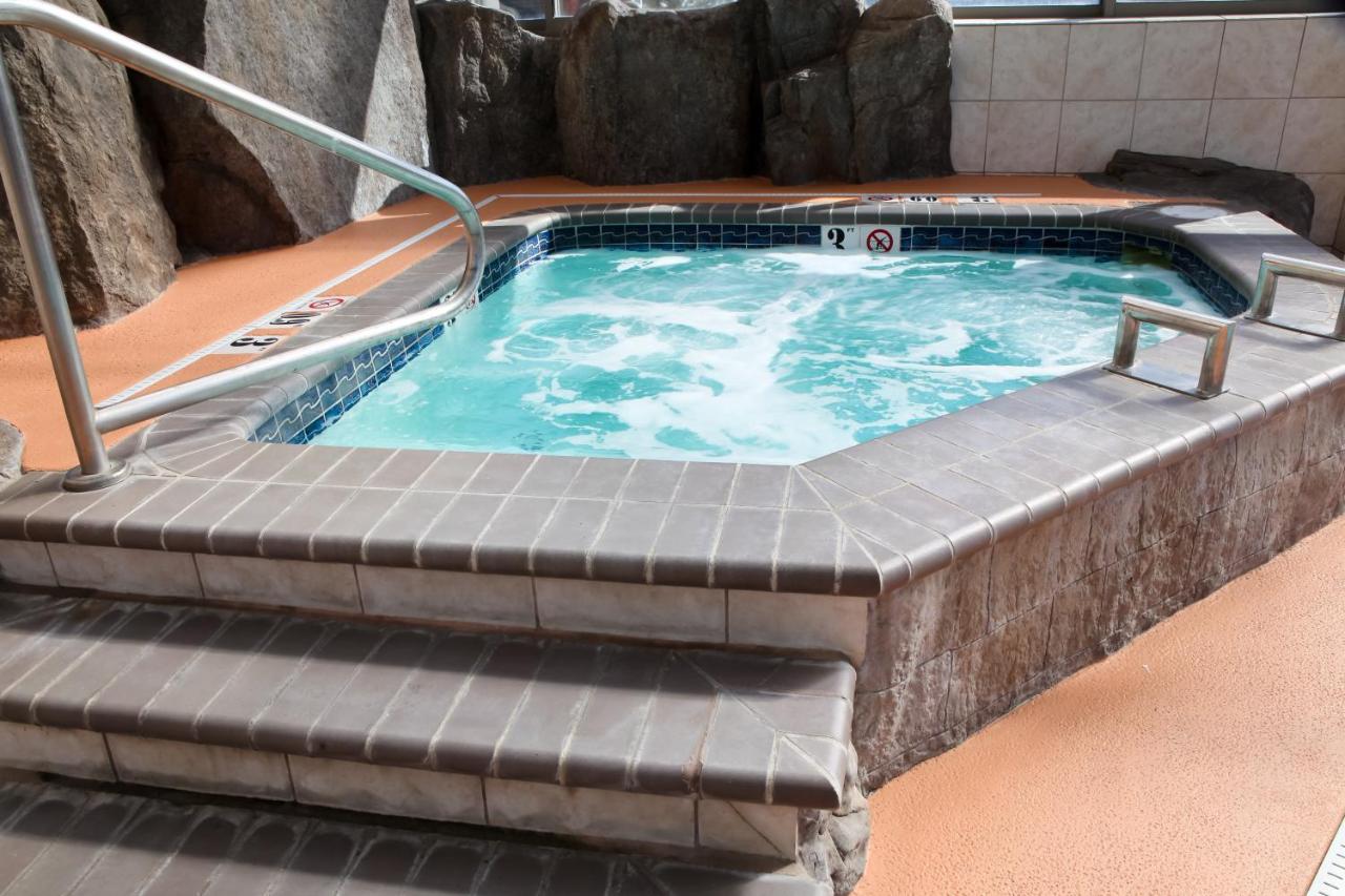 | Holiday Inn Express Hotel & Suites Richland