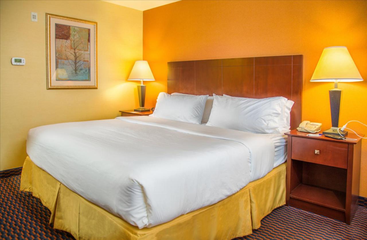 | Holiday Inn Express Hotel & Suites Richland