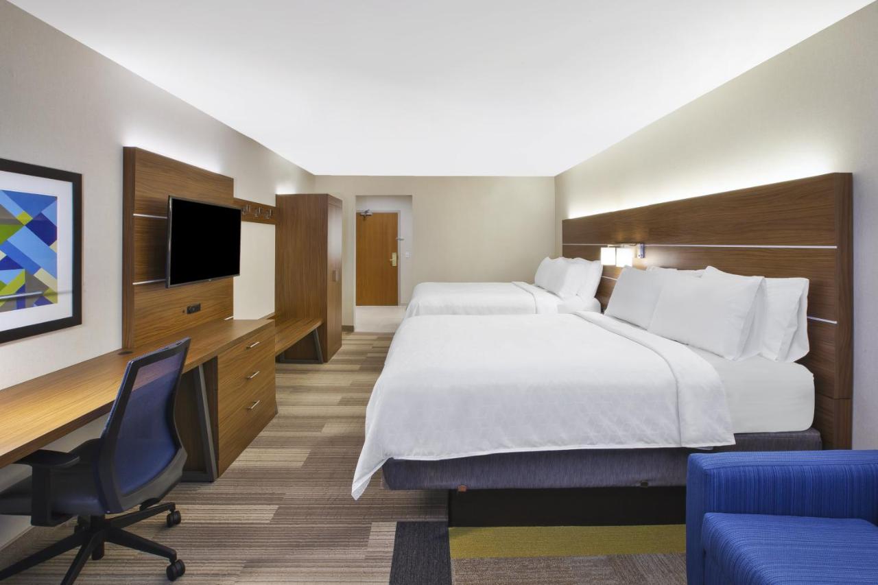 | Holiday Inn Express Rochester-Victor, an IHG Hotel