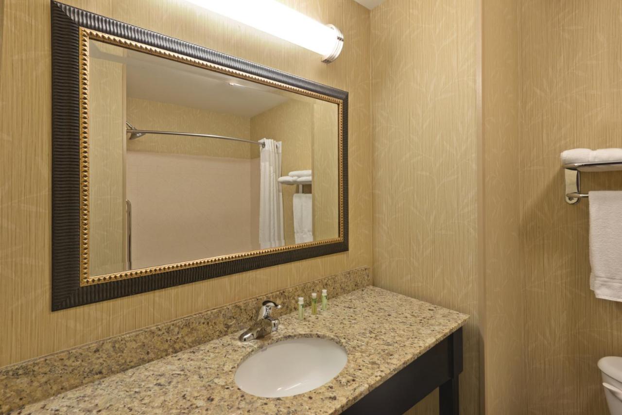 Room Selected at Check-In at Holiday Inn Express Hotel & Suites Richfield by IHG