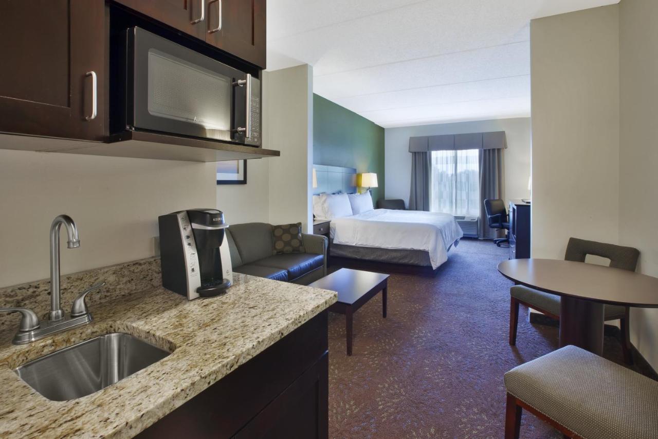 King Suite - Non-Smoking at Holiday Inn Express & Suites Geneva Finger Lakes, an IHG Hotel