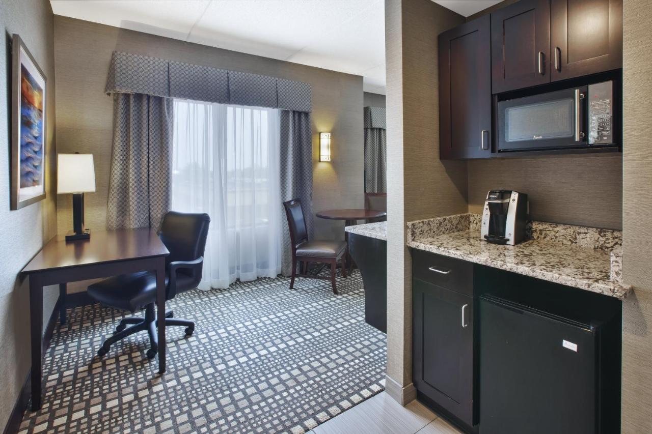 Suite Jacuzzi - Non-Smoking at Holiday Inn Express & Suites Geneva Finger Lakes, an IHG Hotel