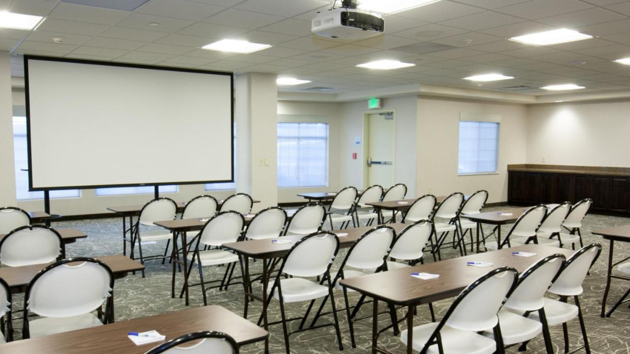 | Holiday Inn Express & Suites Cheney, an IHG Hotel