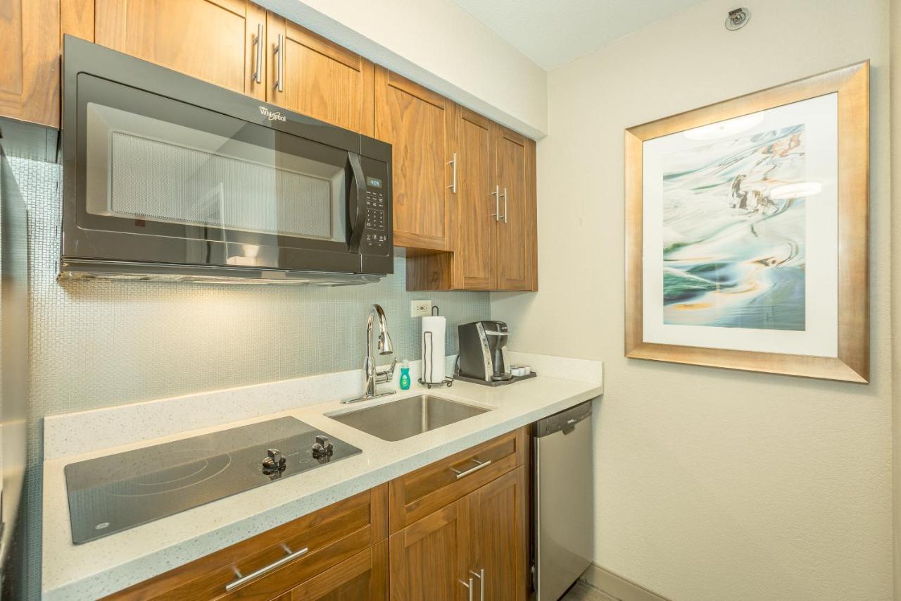 Suite with Mobility Accessible Roll-In Shower - Non-Smoking at Holiday Inn Hotel & Suites Peachtree City by IHG