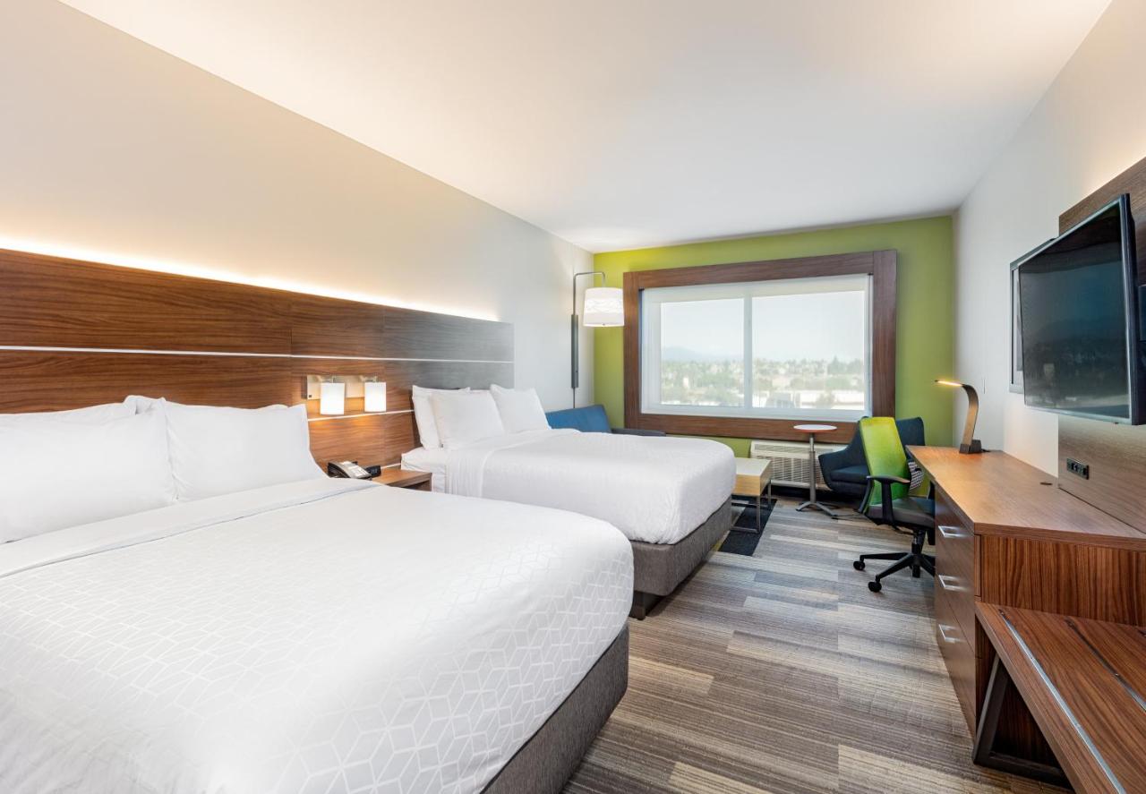 Two Bed Suite - Hearing Accessible at Holiday Inn Express & Suites Moreno Valley - Riverside by IHG