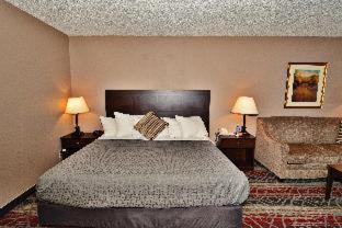 Room #46337513 at Mountain Lake Inn