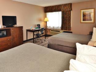 Room #46337515 at Mountain Lake Inn