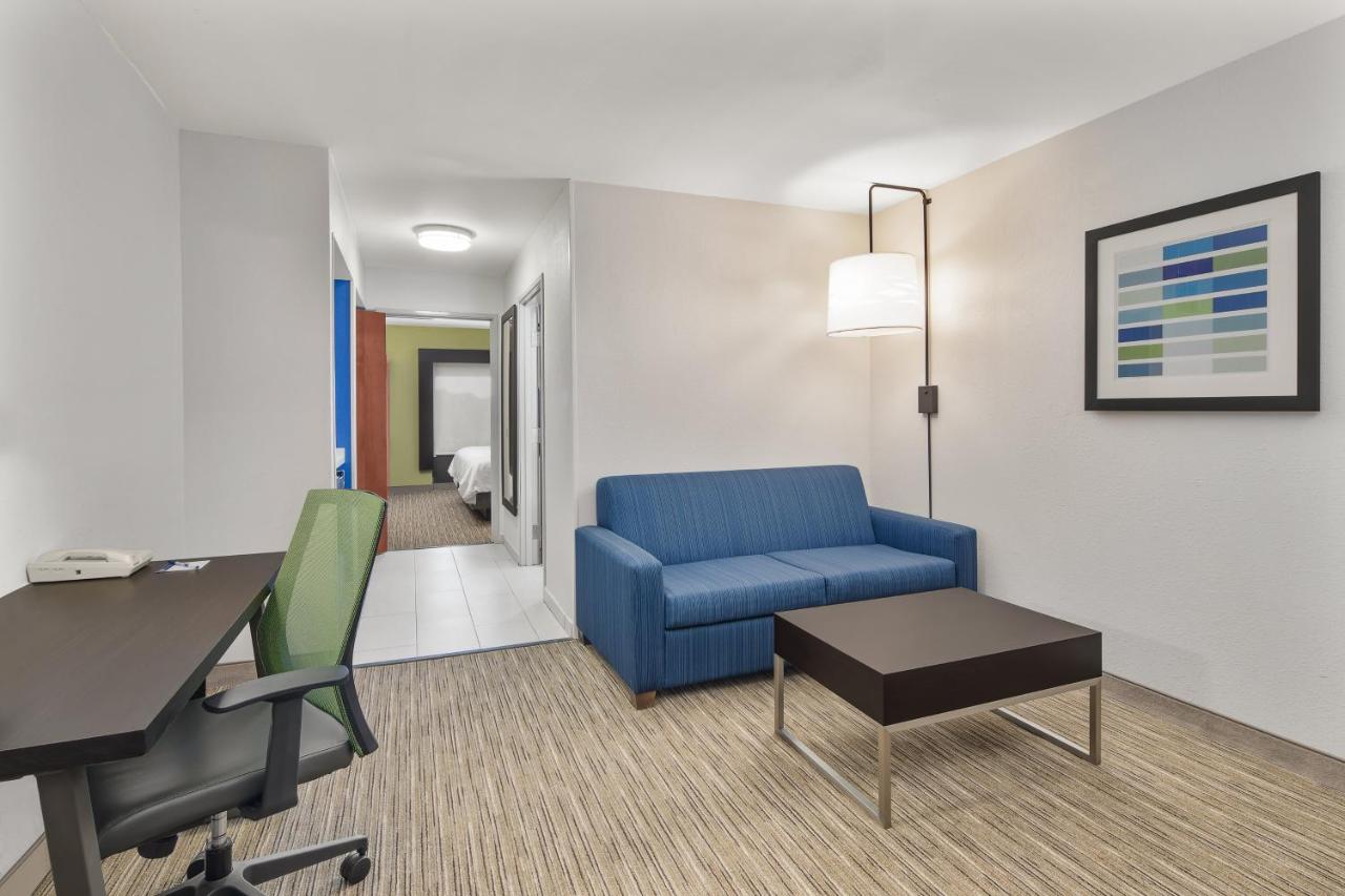  | Holiday Inn Express Hotels & Suites Greenville-Spartanburg/Duncan, an IHG Hotel