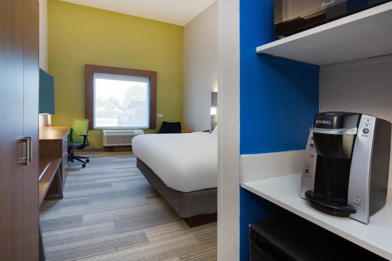 King Room - Non-Smoking at Holiday Inn Express Hotel & Suites Tampa-Fairgrounds-Casino by IHG