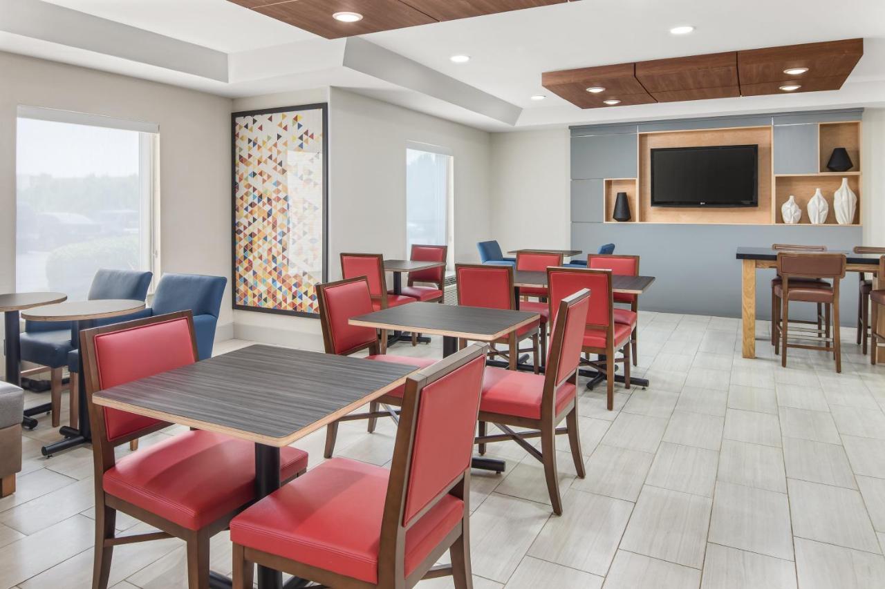  | Holiday Inn Express Hotels & Suites Greenville-Spartanburg/Duncan, an IHG Hotel