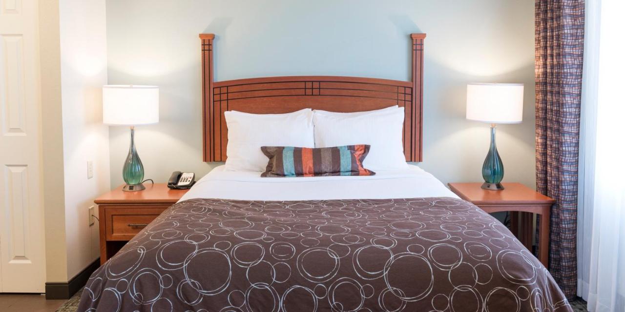 Queen Studio with Sofa Bed - Non-Smoking at Staybridge Suites Fargo, an IHG Hotel