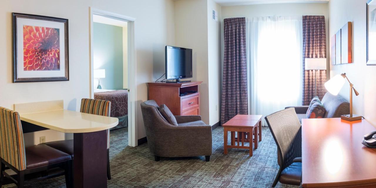 One Bedroom Suite with Queen Bed and Hearing Accessible Roll In Shower - Non-Smoking at Staybridge Suites Fargo, an IHG Hotel