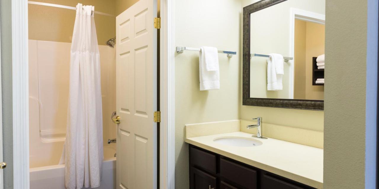 One-Bedroom King Suite with Sofa Bed - Non-Smoking at Staybridge Suites Fargo, an IHG Hotel