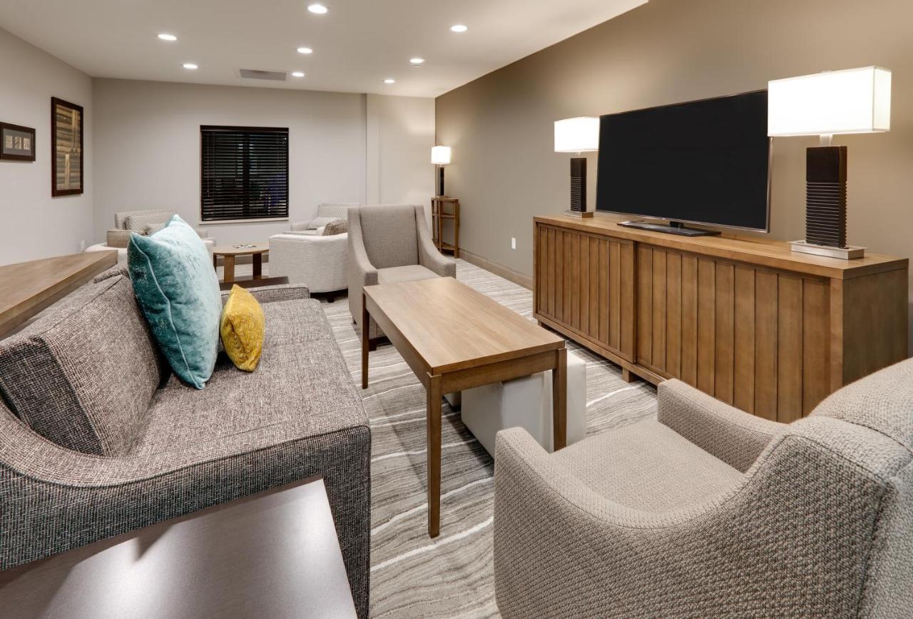 | Staybridge Suites Oklahoma City Dwtn - Bricktown, an IHG Hotel
