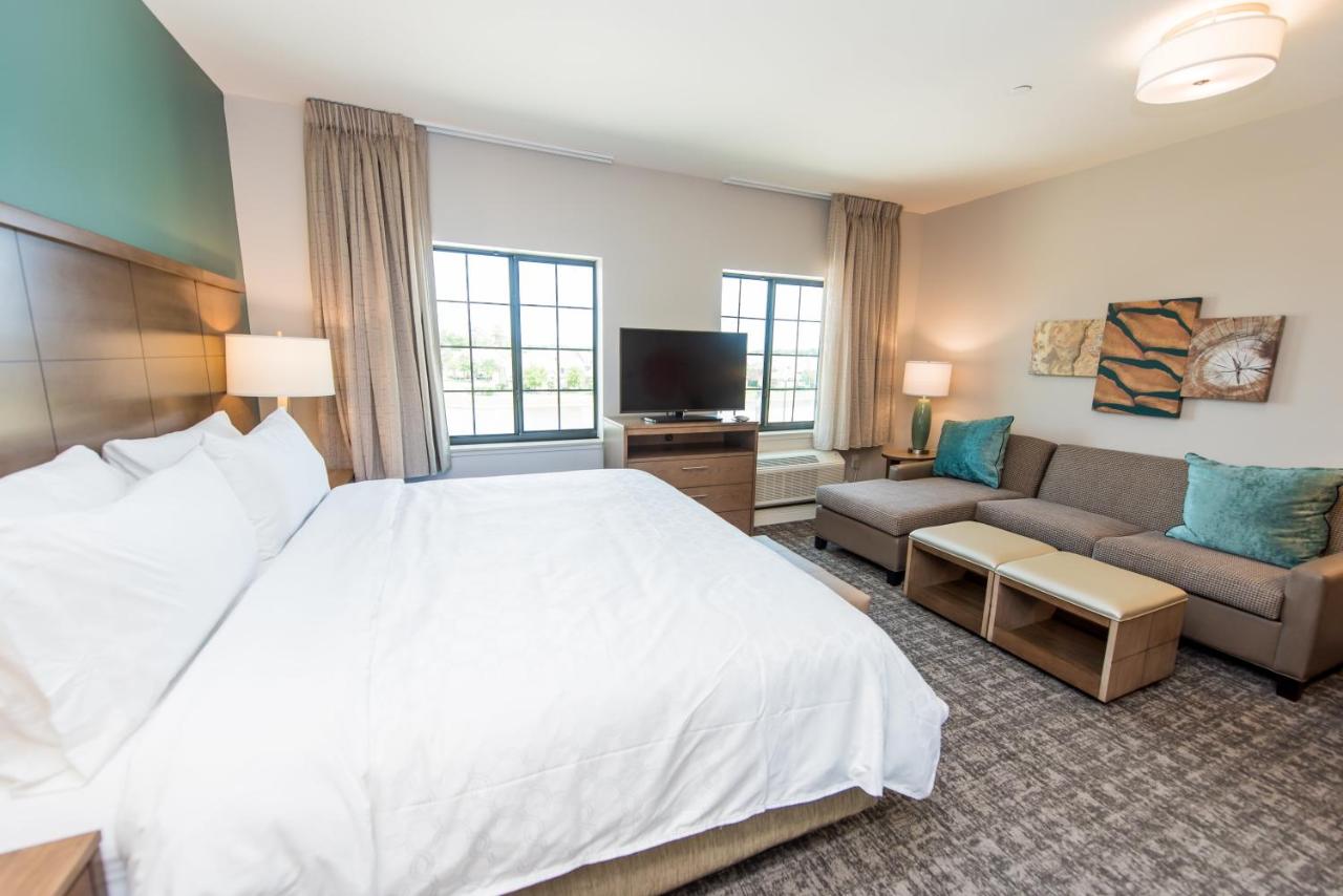 King Studio Suite - Non-Smoking at Staybridge Suites Houston - Humble Beltway 8 E, an IHG Hotel