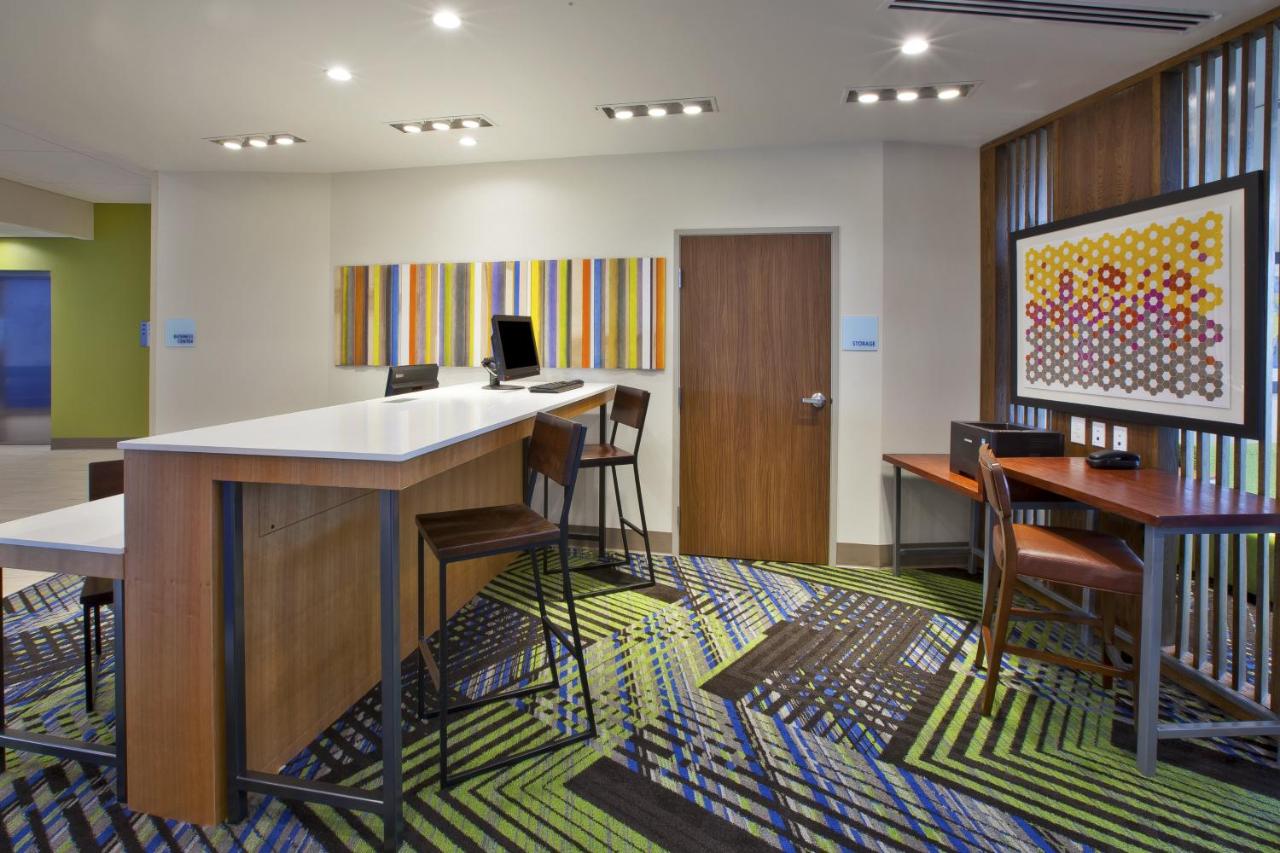  | Holiday Inn Express and Suites South Hill, an IHG Hotel