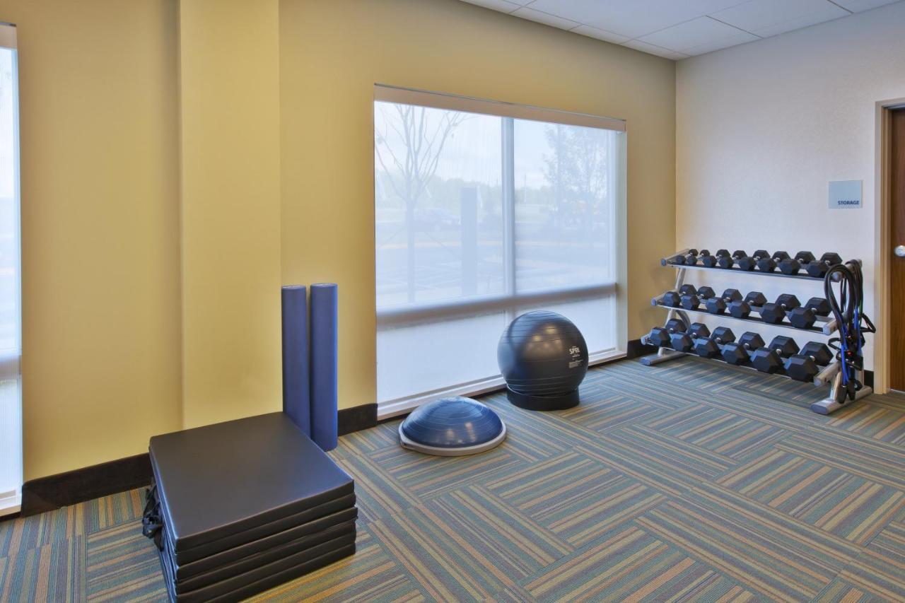 | Holiday Inn Express and Suites South Hill, an IHG Hotel