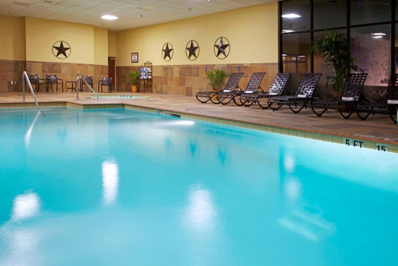 | Holiday Inn Hotel and Suites Beaumont-Plaza I-10 & Walden, an IHG Hotel