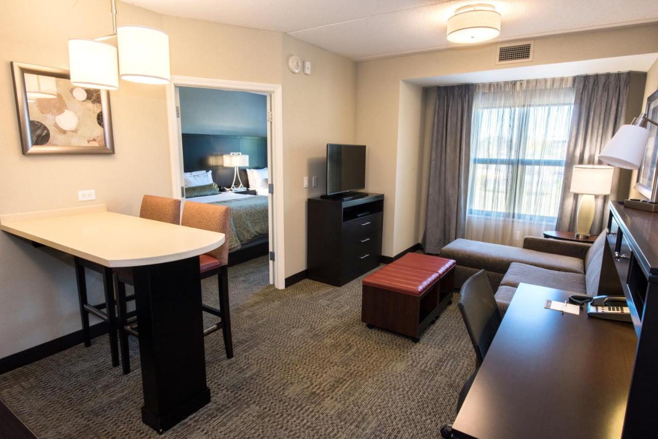 King Room - Hearing Access - Non-Smoking at Staybridge Suites Albany Wolf Rd-Colonie Center by IHG