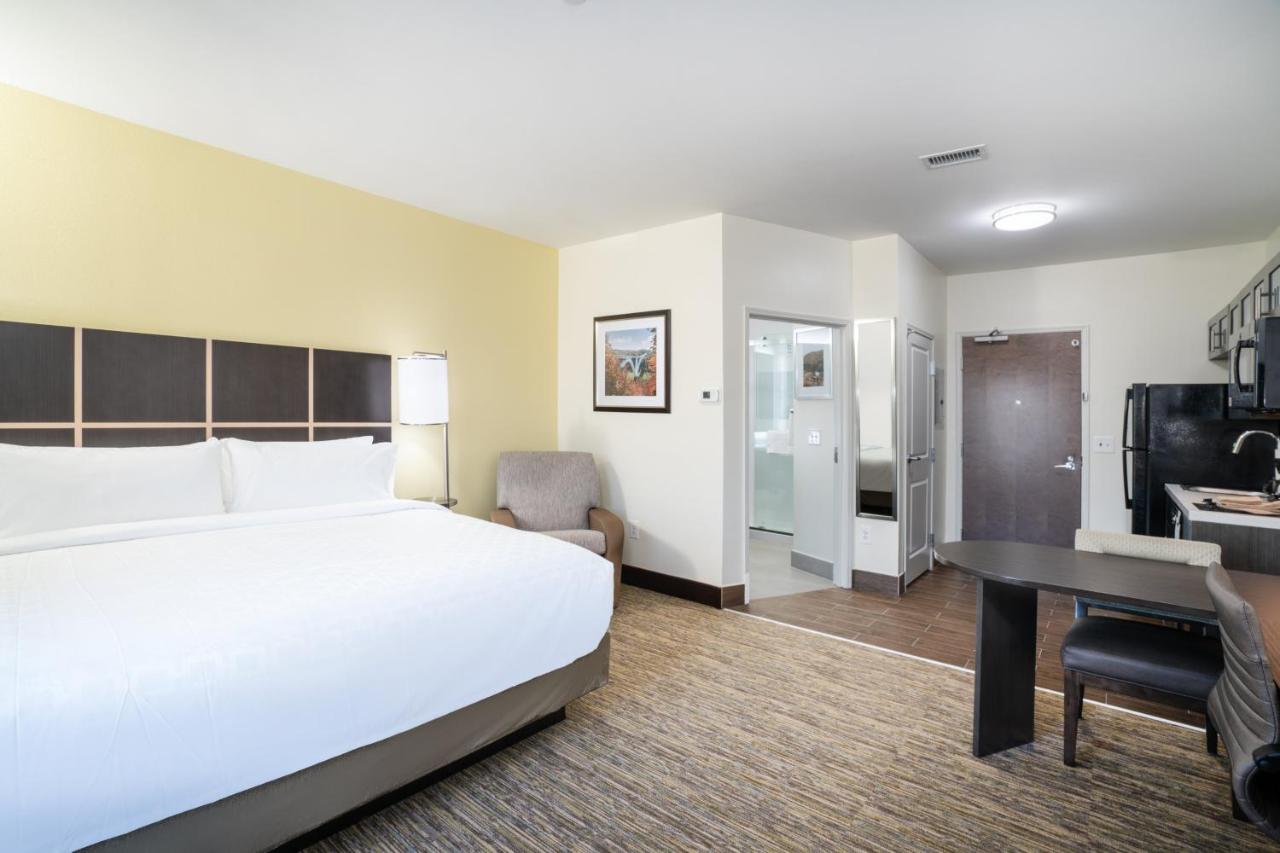 King Studio Suite - Non-Smoking at Candlewood Suites Nashville - Franklin, an IHG Hotel