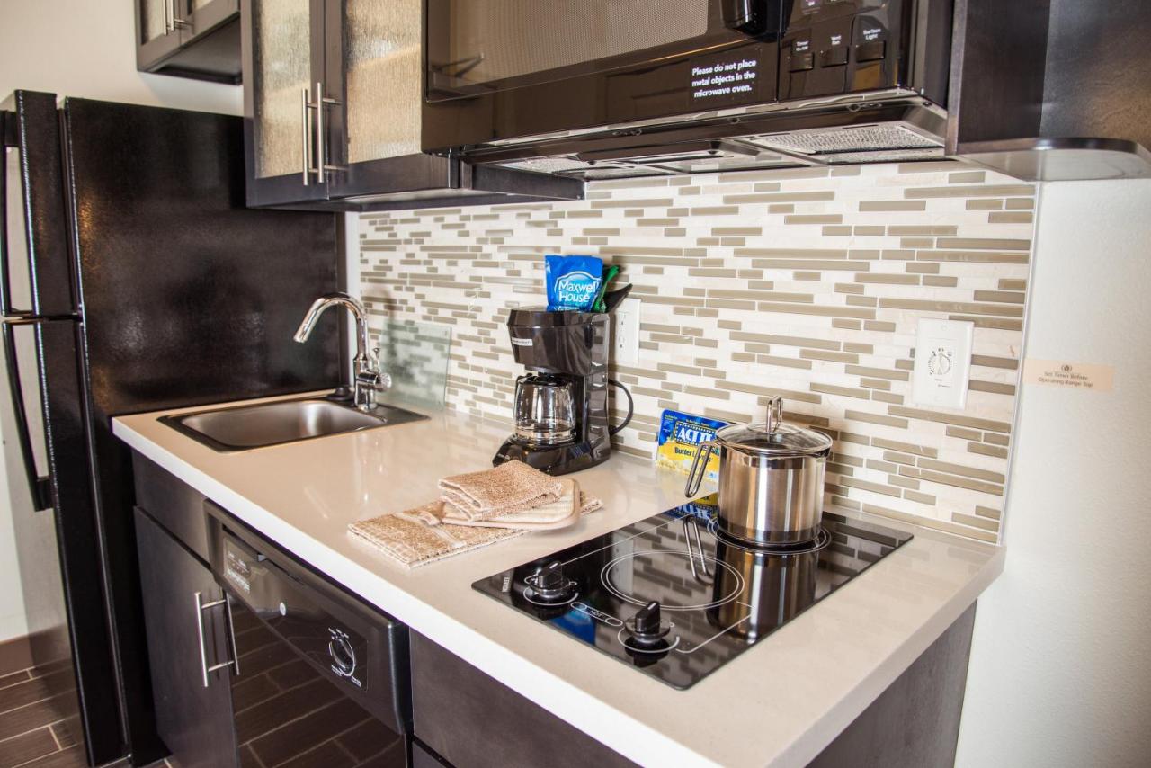 | Candlewood Suites Denver North - Thornton, an IHG Hotel