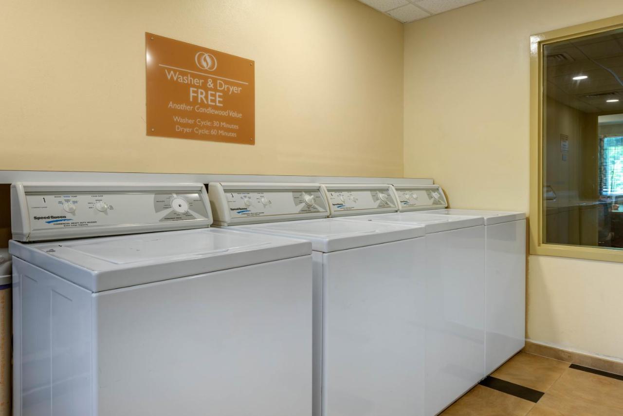 | Candlewood Suites Fort Myers/Sanibel Gateway, an IHG Hotel