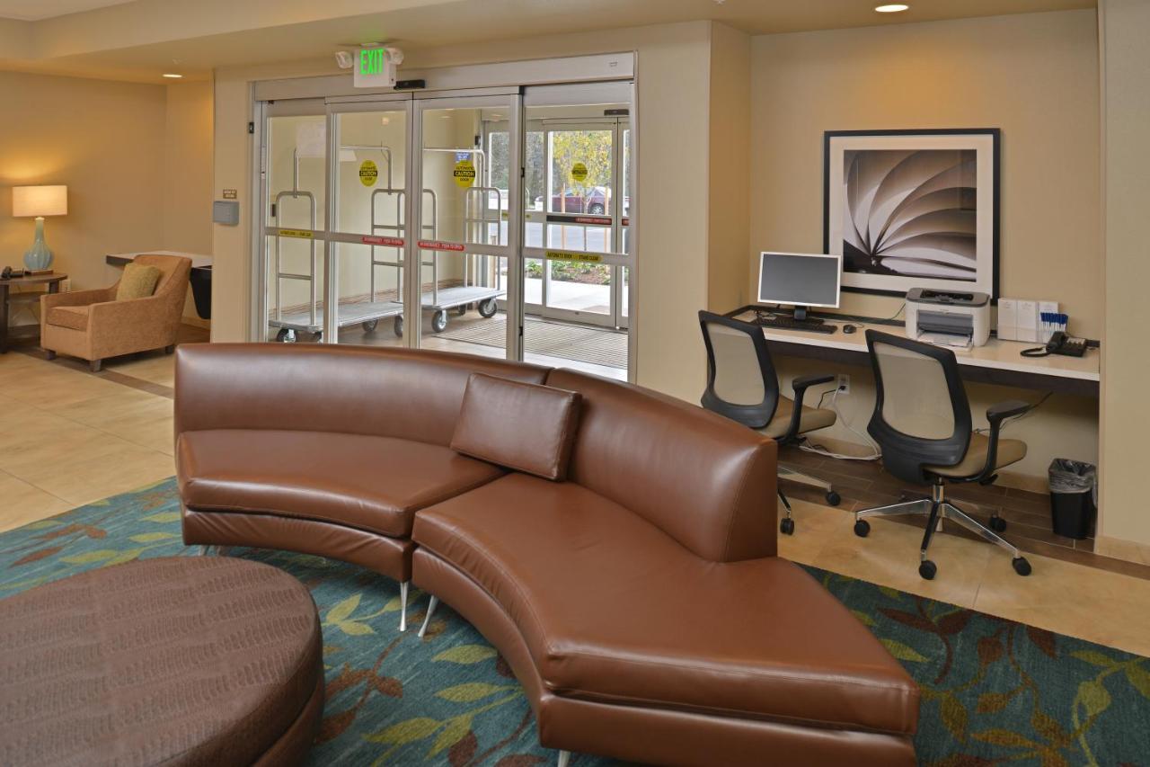  | Candlewood Suites Eugene Springfield