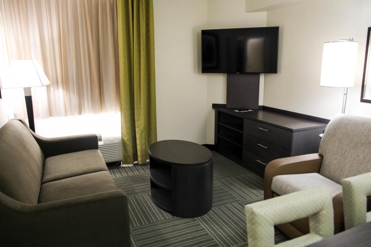 | Candlewood Suites Richmond North-Glen Allen, an IHG Hotel