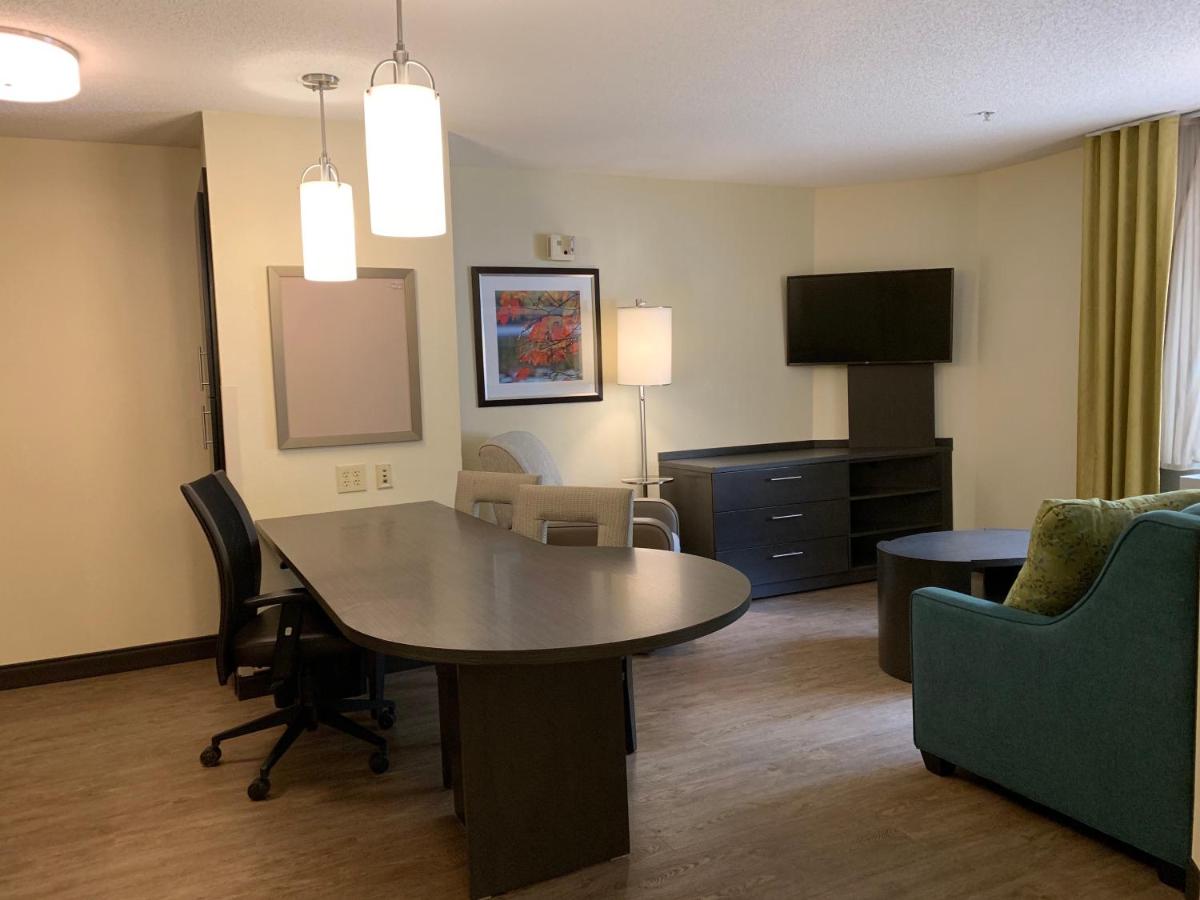 One-Bedroom Suite - Non-Smoking at Candlewood Suites Raleigh Crabtree, an IHG Hotel