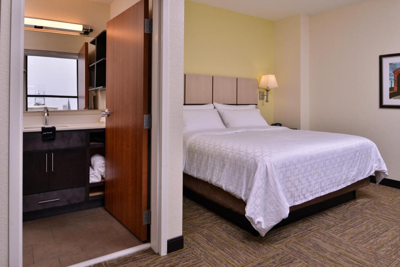 Studio Suite One King Bed - Non-Smoking at Candlewood Suites Terre Haute, an IHG Hotel