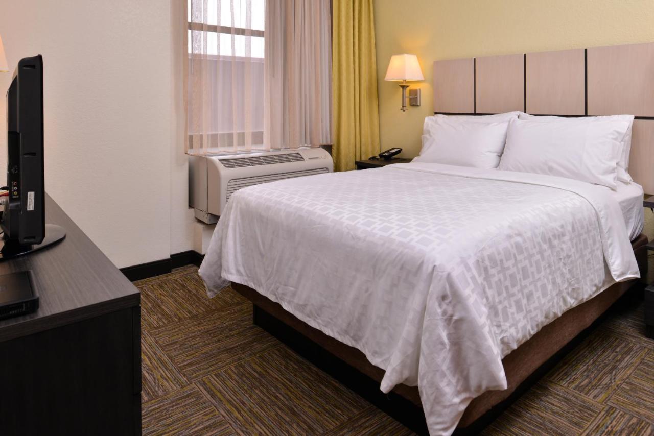 One Bedroom Suite One Queen Bed - Non-Smoking at Candlewood Suites Terre Haute, an IHG Hotel