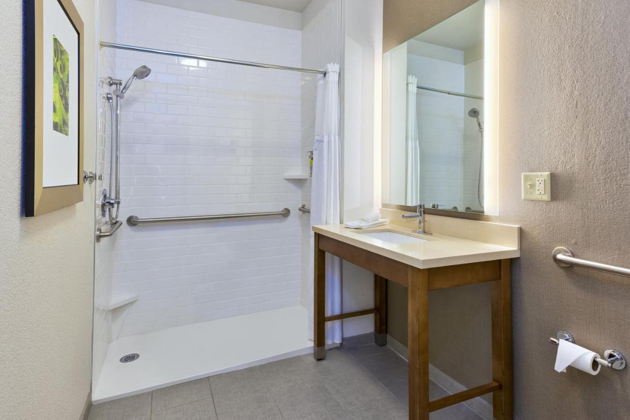 Queen Suite One Bedroom Mobility Accessible with Roll-in Shower at Staybridge Suites Columbia by IHG