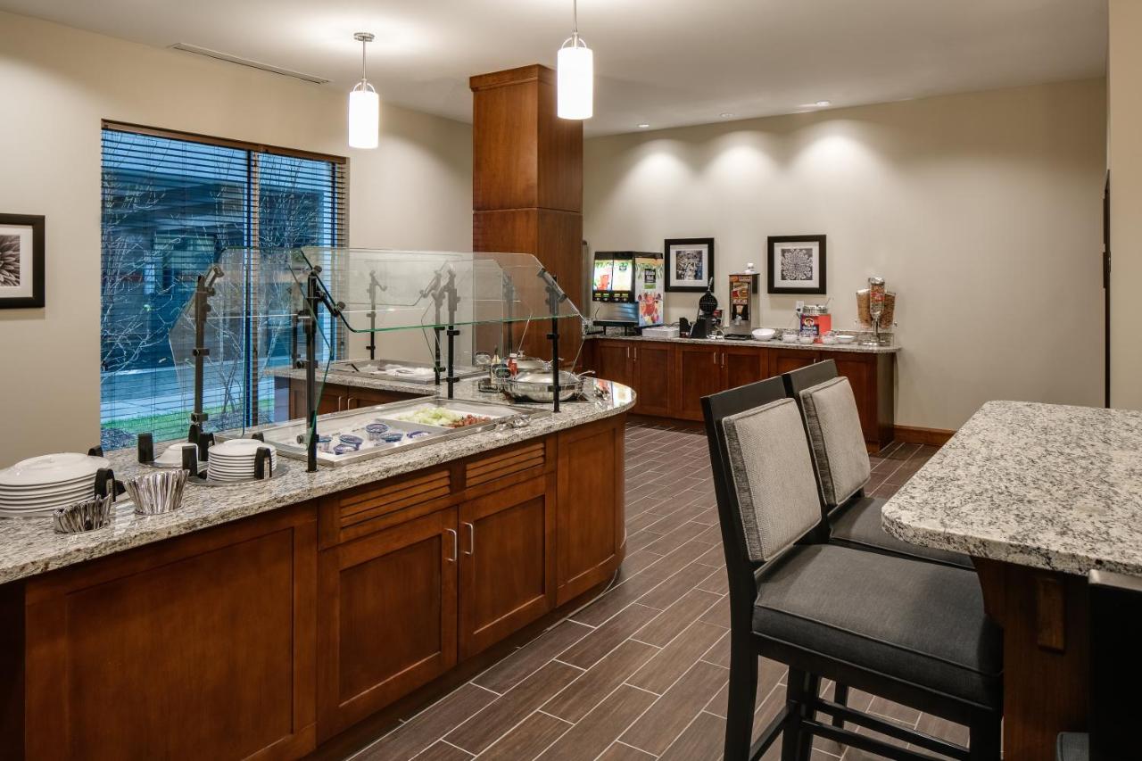  | Staybridge Suites Des Moines Downtown