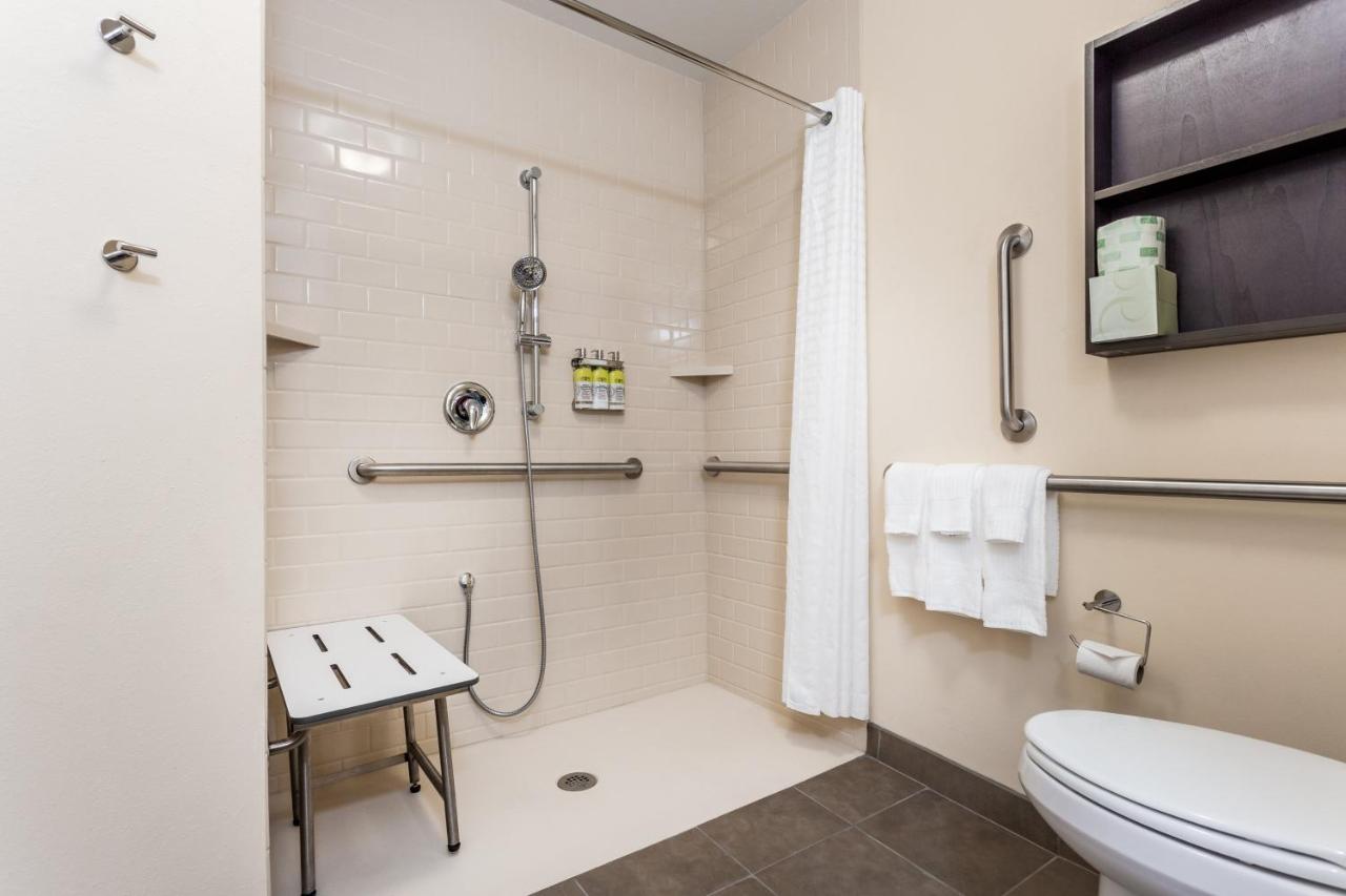 | Candlewood Suites Bensalem - Philadelphia Area, an IHG Hotel