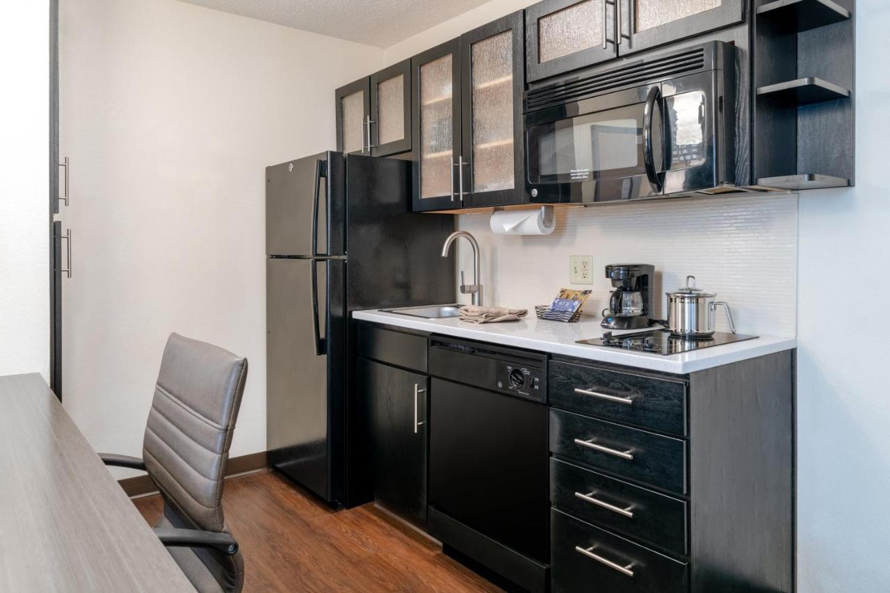 Standard Suite at Candlewood Suites Herndon by IHG