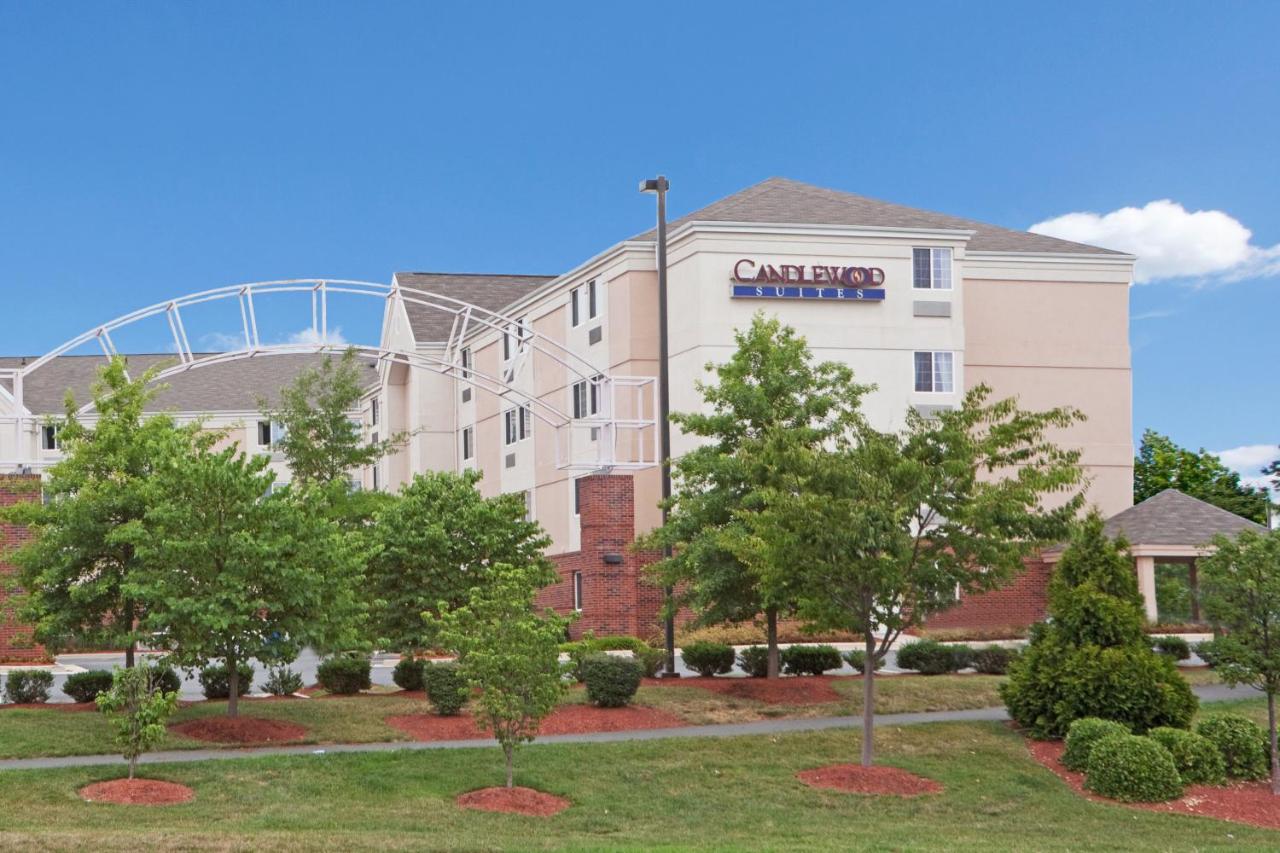 | Candlewood Suites Sterling, an IHG Hotel