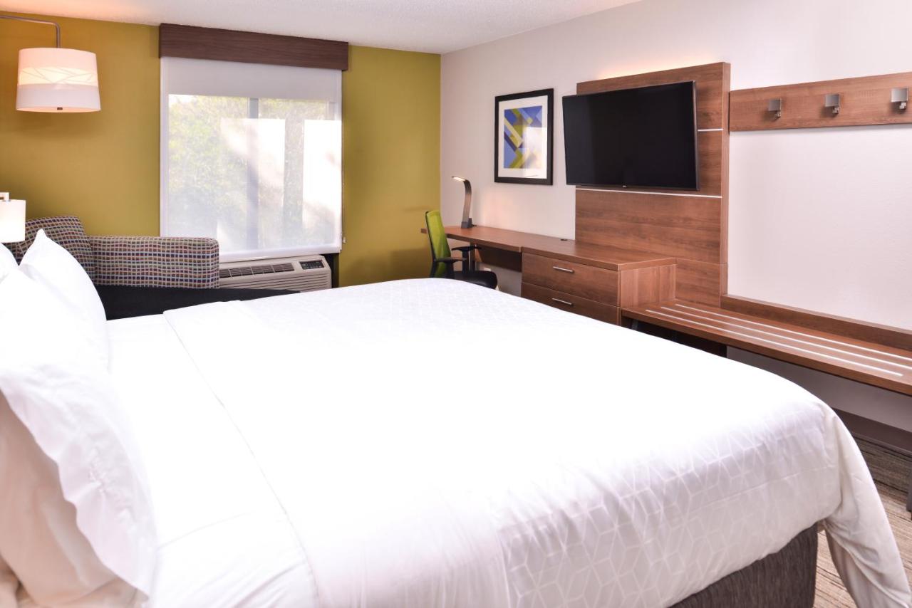 King Room - Non-Smoking at Holiday Inn Express Hotel & Suites Tampa-Anderson Rd/Veteran by IHG